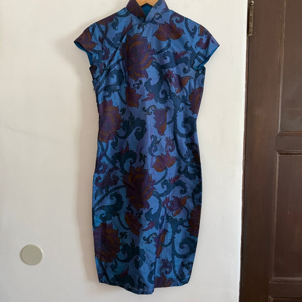 Vintage Handmade Blue Floral Color Shift Silk Cheongsam Qipao | Approx Small